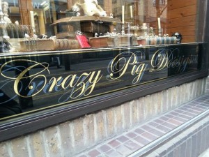 Reverse glass gilding and gold foil/leaf lettering London, by NGS. Gold window signs with matte or mirrored finish.51.49456765499576, -0.17415278042634838, Chelsea, Fulham road Signwriter, 51.513286138657314, -0.13605138048658413 painted shop signs Soho 51.52381789141246, -0.0772289866369295, Notting hill, Shoreditch signs,