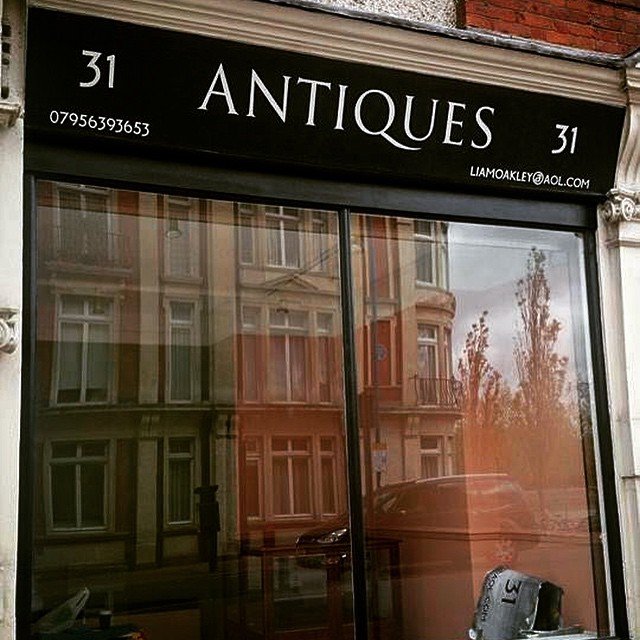 Nick Garrett Signwriting Bodoni . NGS Roman Lettering sign writers, masters of the art. London Signs