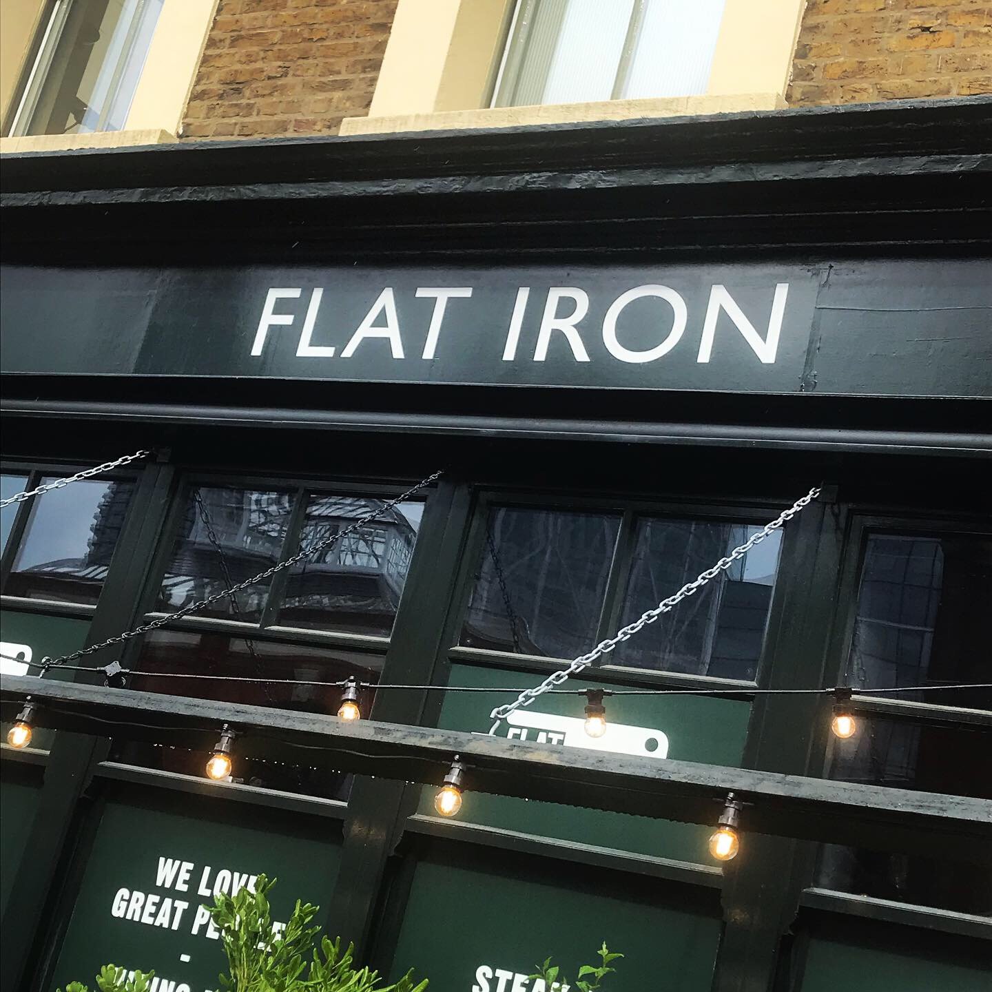 NGS Painted House numbers names Traditional sign writers of London NGS Dulwich Margate Chelsea signwriters