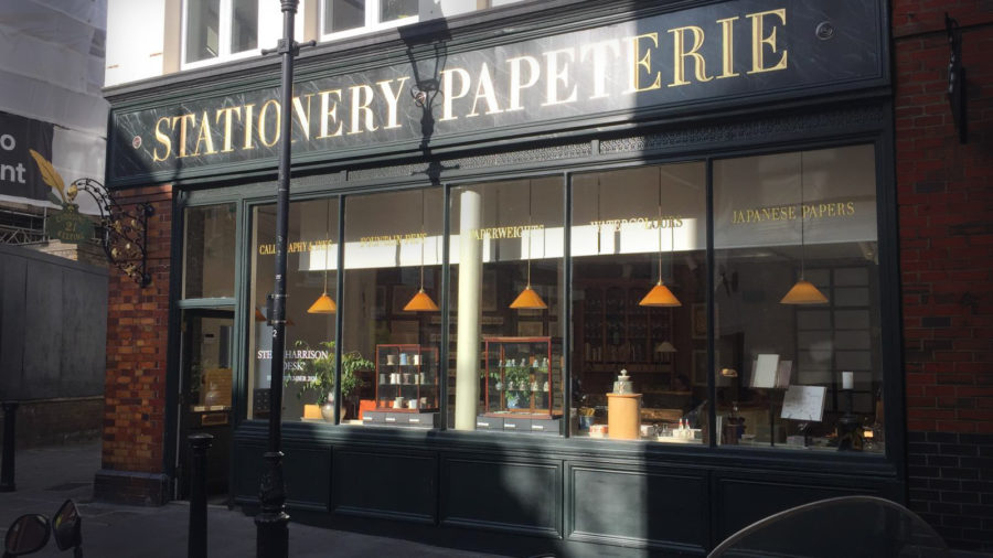 (Rock n Roll) GOLD Leaf Sign writing London NGS Dulwich Margate Chelsea signwriters, Traditional sign writers of London NGS Dulwich Margate Chelsea signwriters