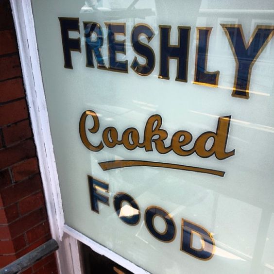 Modern Twist sign writing, Bodoni House Numbers