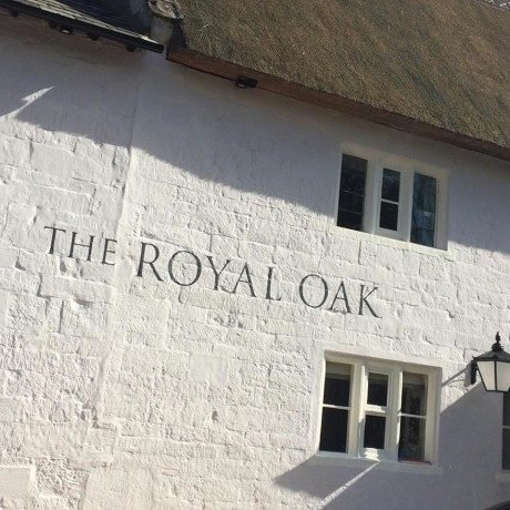 pUB BAR RESTAURANT SIGNS lONDON