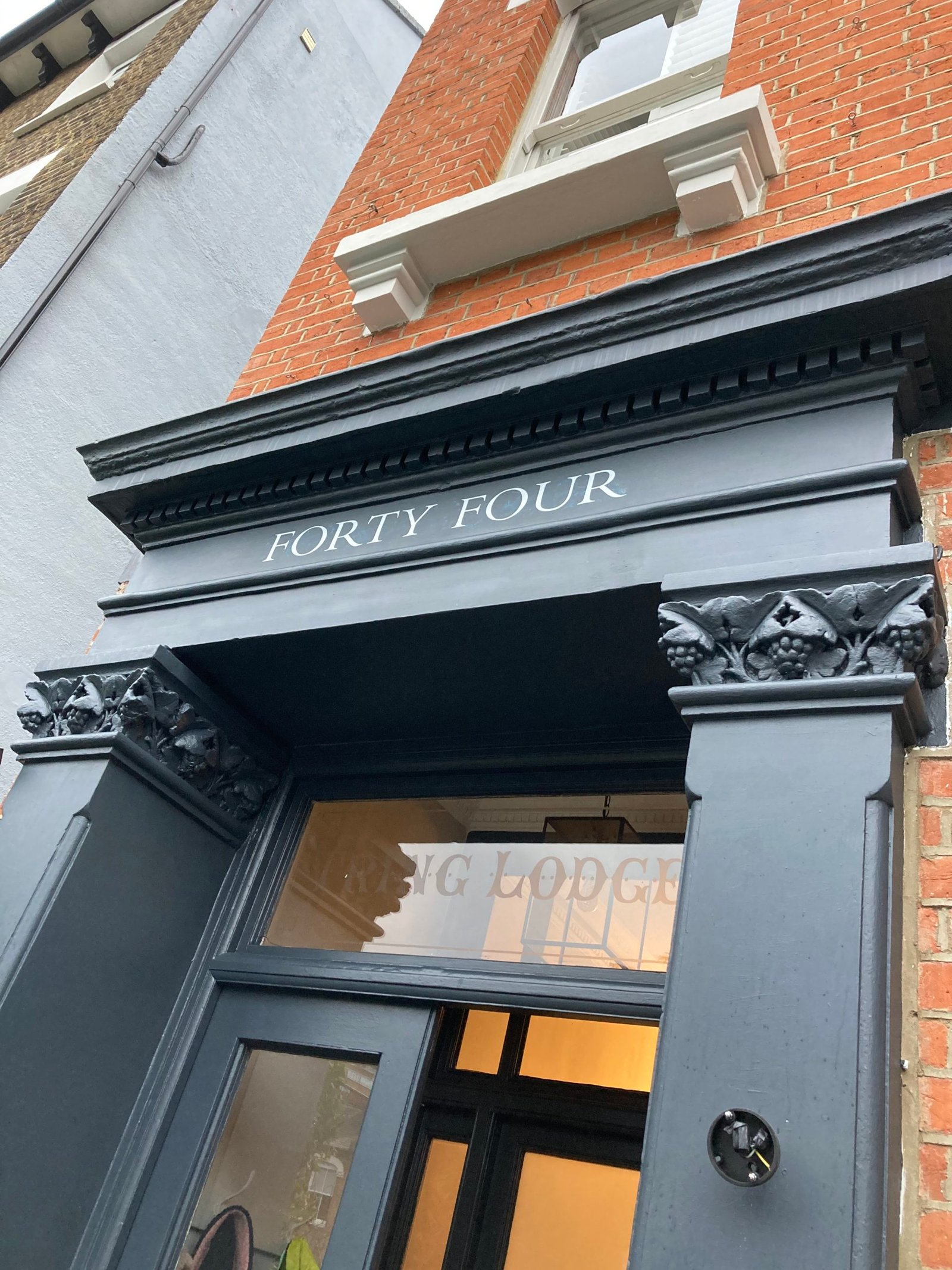 NGS Painted House numbers, names Traditional sign writers, of London NGS Dulwich Clapham house numbering, Chelsea sign writers.