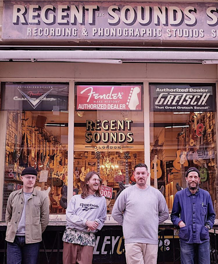 NGS Painted House numbers names Traditional sign writers of London NGS Dulwich Margate Chelsea signwriters