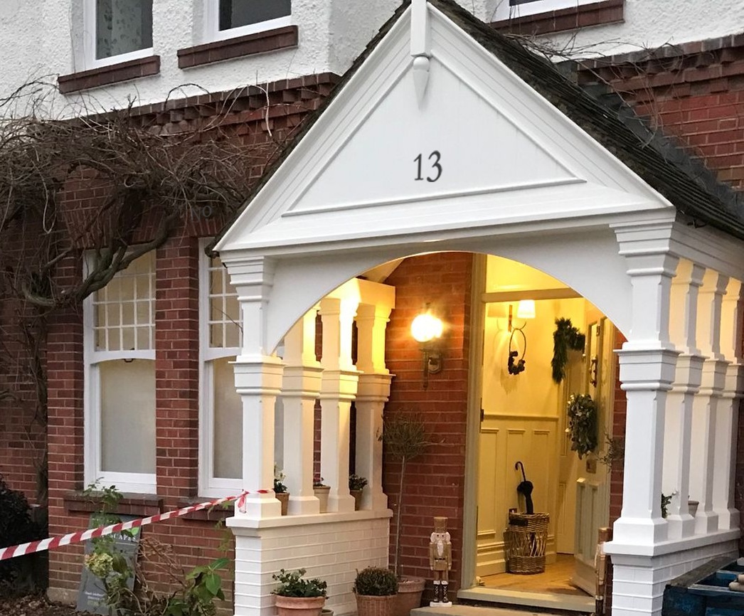 NGS Painted House numbers names Traditional sign writers of London NGS Dulwich Margate Chelsea signwriters