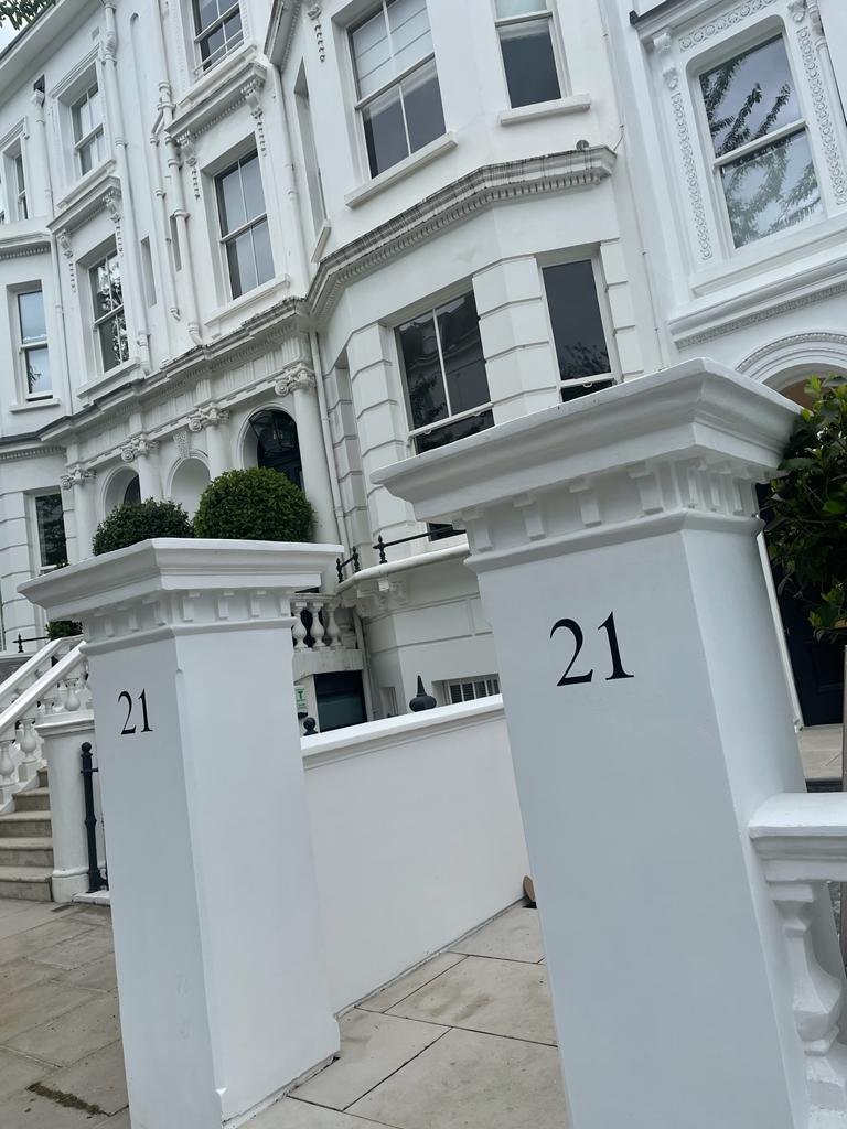 NGS Painted House numbers names Traditional sign writers of London NGS Dulwich Margate Chelsea signwriters