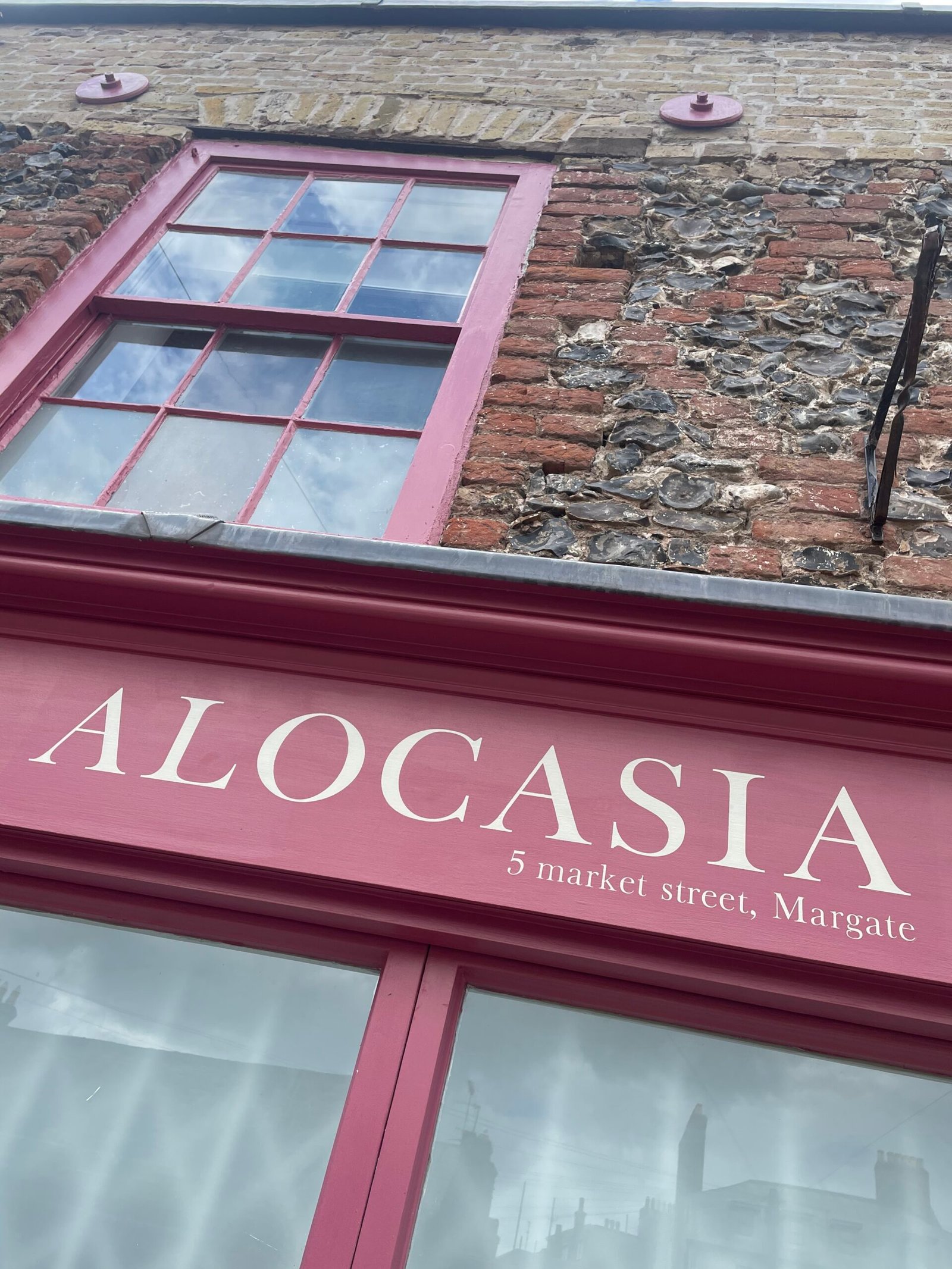 NGS Painted House numbers names Traditional sign writers of London NGS Dulwich Margate, NGS Painted House numbers names Traditional sign writers of London NGS Dulwich Margate, 51.49456765499576, -0.17415278042634838, Chelsea, Fulham road Signwriter, 51.513286138657314, -0.13605138048658413 painted shop signs Soho 51.52381789141246, -0.0772289866369295, Notting hill, Shoreditch signs, City of London, Hatton Garden, Canary Wharf, Clapham, Seraina, Nick Garrett signage, Wayfinding signs hand painted Balfron T 00b1, Chelsea signwriters, Poplar, St. James's lettering artists, NGS Painted gold House numbers names Traditional sign writers of London NGS Dulwich Margate, Hoxton, Chelsea signwriters, Chelsea signwriters