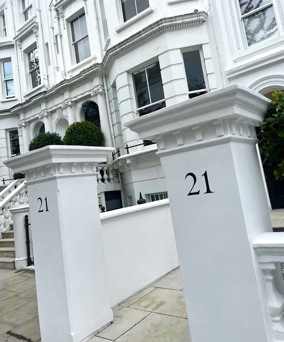 Holland Park, Palace Gardens Terrace mansion house square gate pillar numerals  by ngs signwriting , NGS Painted House numbers names Traditional sign writers of London NGS Dulwich Margate, 51.49456765499576, -0.17415278042634838, Chelsea, Fulham road Signwriter, 51.513286138657314, -0.13605138048658413 painted shop signs Soho 51.52381789141246, -0.0772289866369295, Notting hill, Shoreditch signs, City of London, Hatton Garden, Canary Wharf, Clapham, Seraina, Nick Garrett signage, Wayfinding signs, <a href=