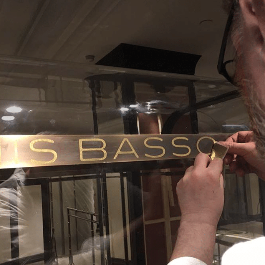 TRADITIONAL SIGN WRITER LONDON NEAR ME, NGS SIGN WRITING CENTRAL LDN. Gold House Numbers London Sign Writer Nick Garrett Seraina Baumgartner NGS