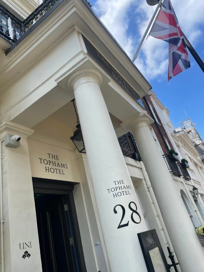 Hotel title wayfinding signage by hand painting NGS London Sign Writers Designers Chelsea