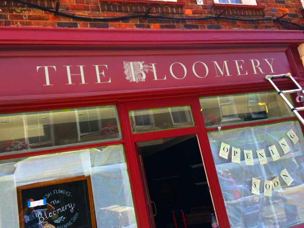 Bright bold signpainting florists cafes shops London... bright bold signs on walls - NGS SIGN WRITER CENTRAL LONDON SIGN STUDIO signwriters 