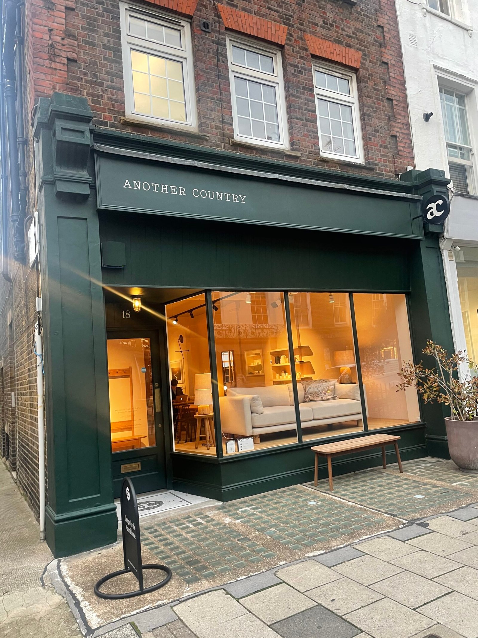 Another Country, sign painters London NGS. Marylebone, Mayfair, Soho, Borough market cafe SIGNS coffee house signage NGS Chiswick, sign painters London NGS. Plain English Kitchen designers, Pimlico Road, Chelsea. Borough market, NGS Chiswick, What do Sign painters do? What Are Sign Writers Called? What does a Sign writer Do? What Paint do Sign Writers Use? Commercial signs, A traditional London sign writer, producing, painted & gold leaf gilt sign writing. Painting or gilding a retail shop front, restaurant or commercial lettering, Murals. London based Traditional sign painter and mural artist Seraina, Technical info,