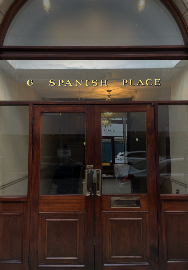 Spanish Place, Manchester Sq gilding transom restoration, Gold Leaf gilded Transom Traditional Sign Writer NGS London. Letters by Nick and Seraina NGS Garrett Signs, NGS Truecut Trajan-Type face designers-Rome inspired font design-002-NGS