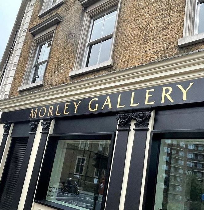 Morley Gallery Rom,an Trajan derivative signwriting NGS