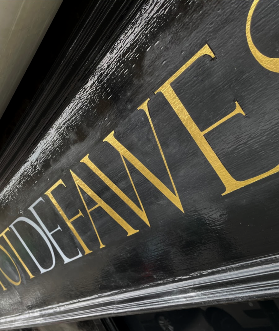 London's finest Glass Gilding. . De Fawes Antiques gallery LDN, Typographic Sign writing font designer NGS Trajan Baskerville Typography