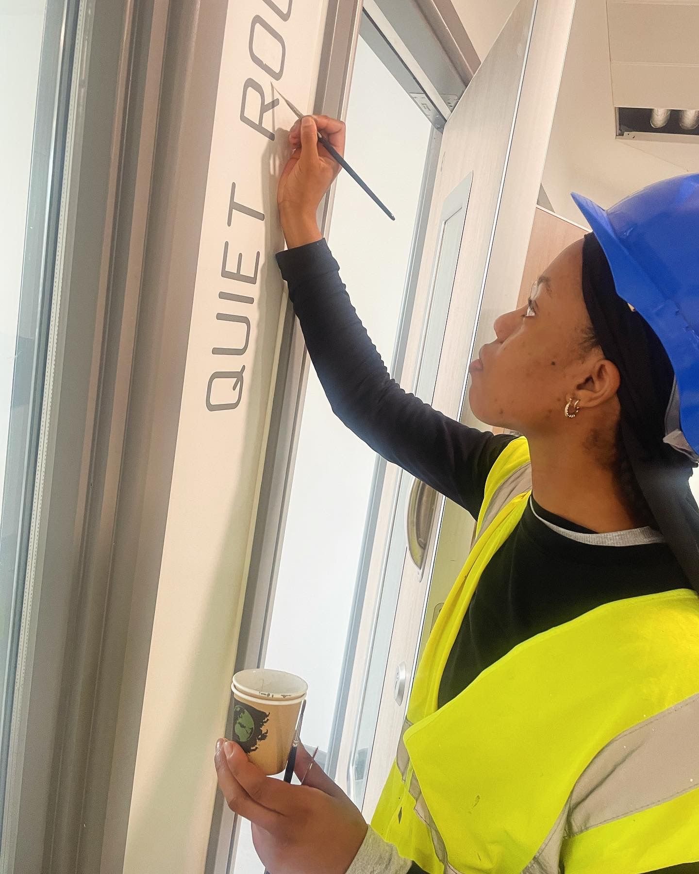 BAME fem artists in London Tonique at work with NGS