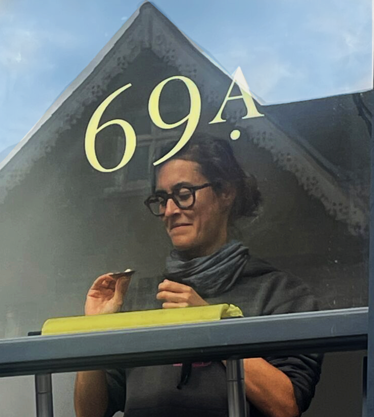 Gold Fanlight Roman lettering NGS Sign writing London B & R Carpets hampstead sign painters NGS near us .NGS sign writing London