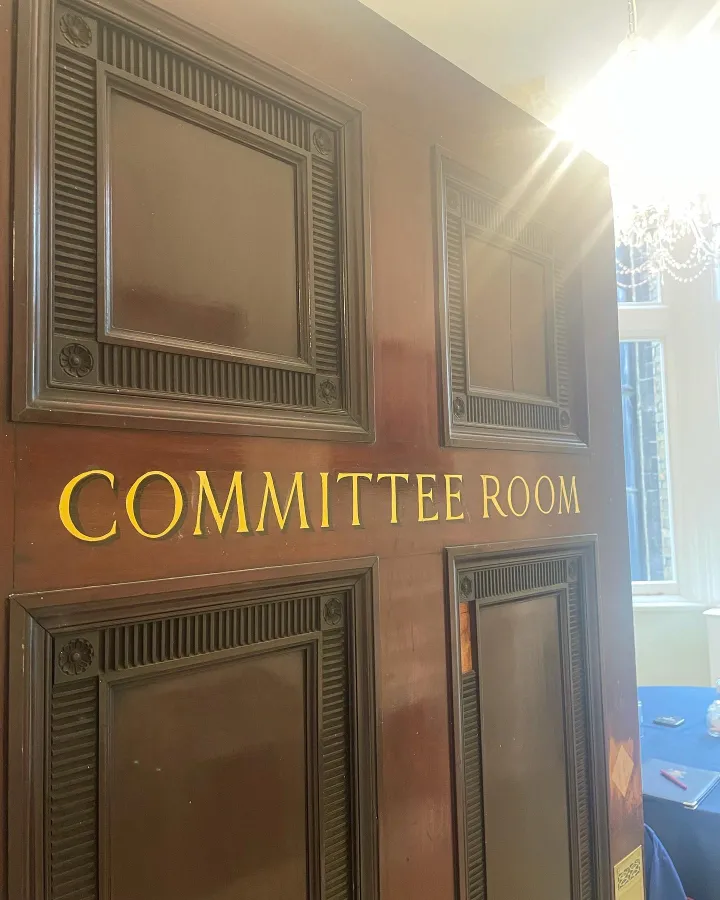 Traditional sign writing, NGS Roman Lettering masters.