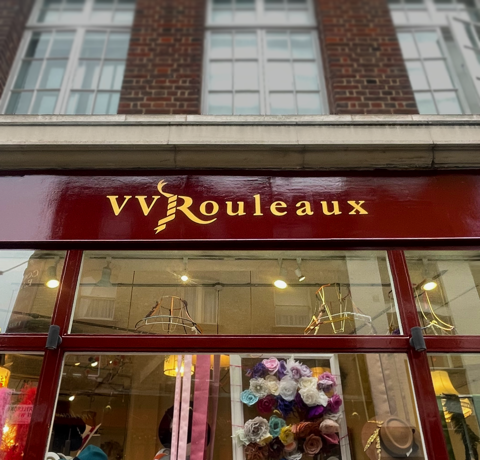 Traditional Sign writing, Roman Lettering by NGS of London, VV Rouleaux shop