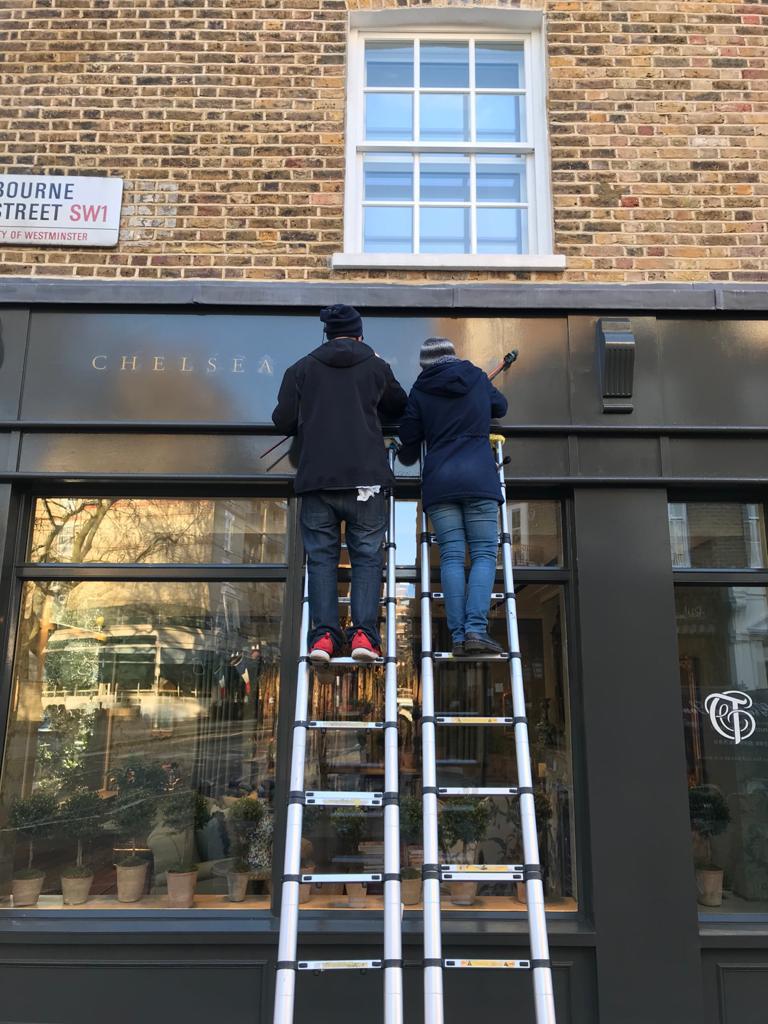 sign painters London, How to order a Sign, NGS. Sign writing costs NGS, Marylebone, Mayfair, Soho, Borough market cafe coffee house signage NGS Chiswick
