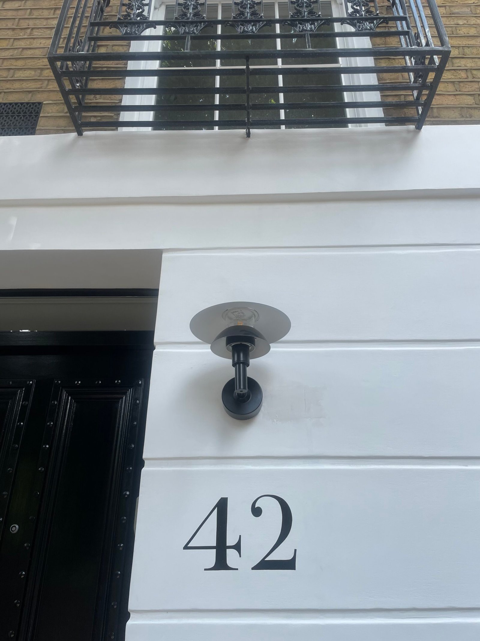 Modern Twist sign writing, Bodoni House Numbers