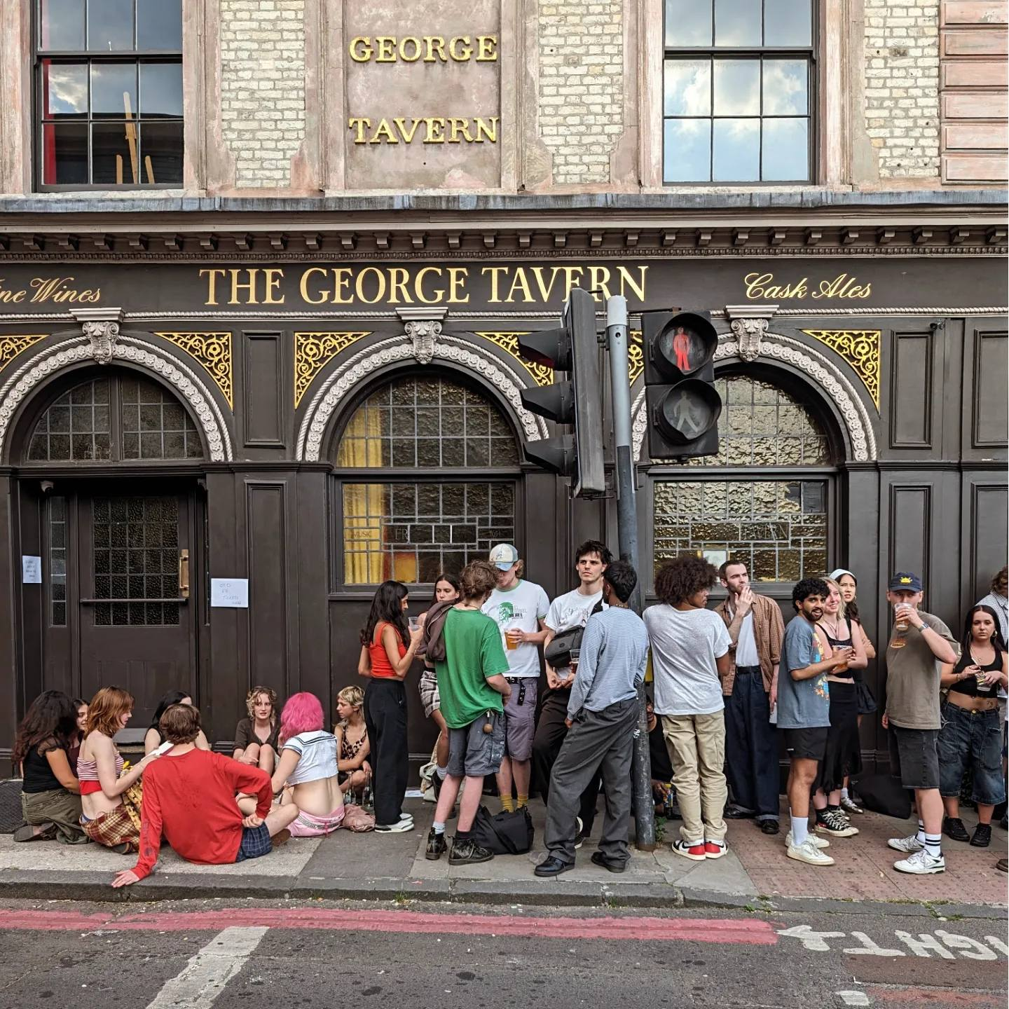 The George Tavern, restored Pub signage by NGS Sign Writing