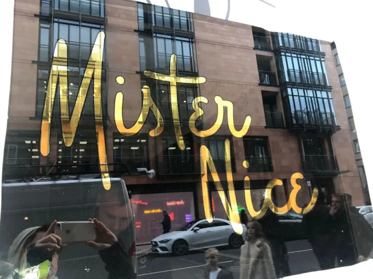 Seraina-painting-gold leaf sign, Seraina-Signwriting-London-made-lettering-