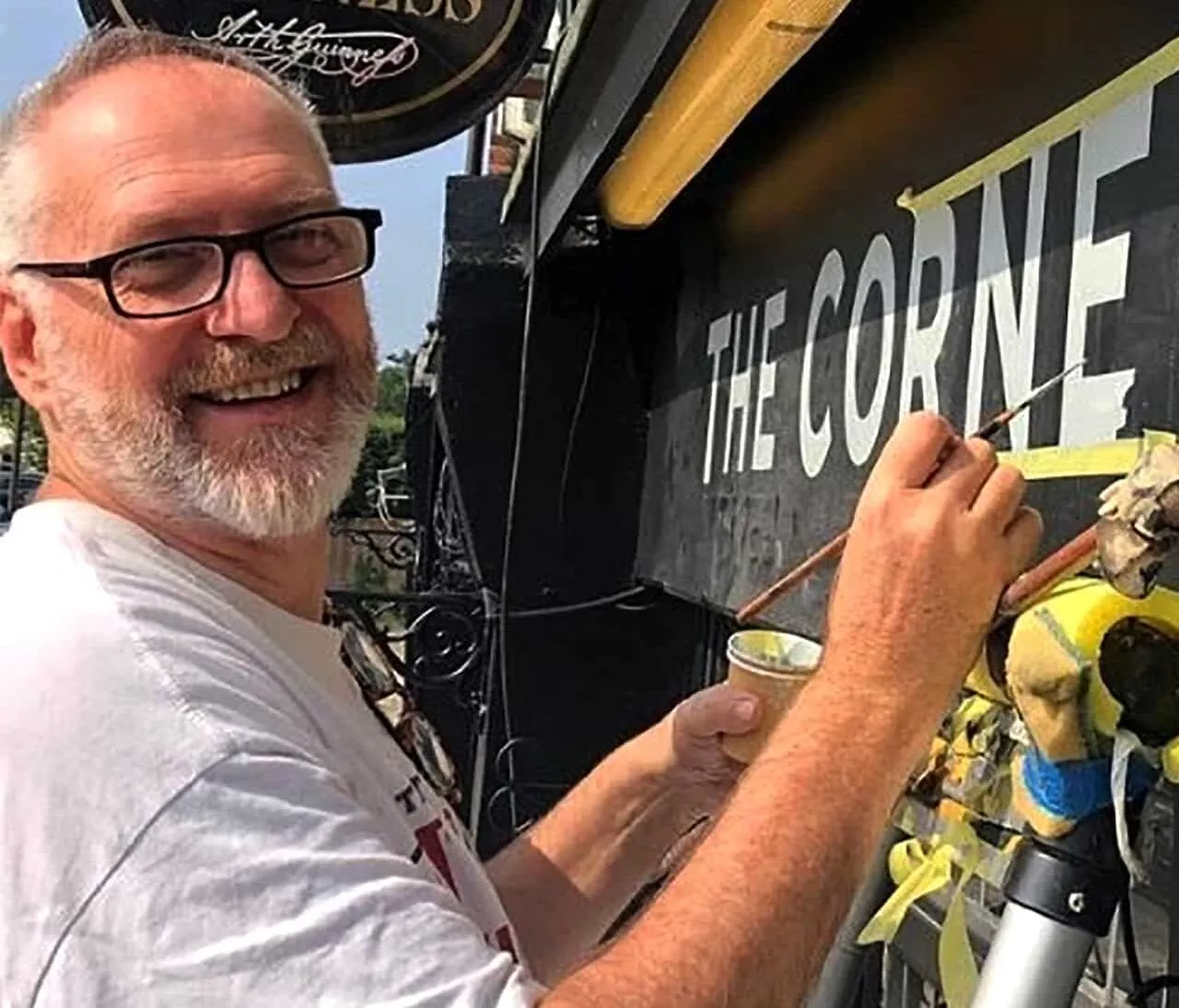 NGS Restoration Sign Writers, Nick the sign writer, London., Cafe Electric Coffee Co, wall mural, lettering NGS Sign writing, London, Chelsea, Chiswick, Putney, Dulwich, cafes, hampstead, sign painters, NGS near us .NGS, sign writing London,