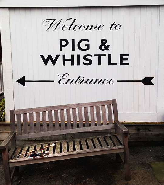 London traditional sign writer, NICK GARRETT, Sign writing specialist. Gold leaf, Hand painted, shop signs.