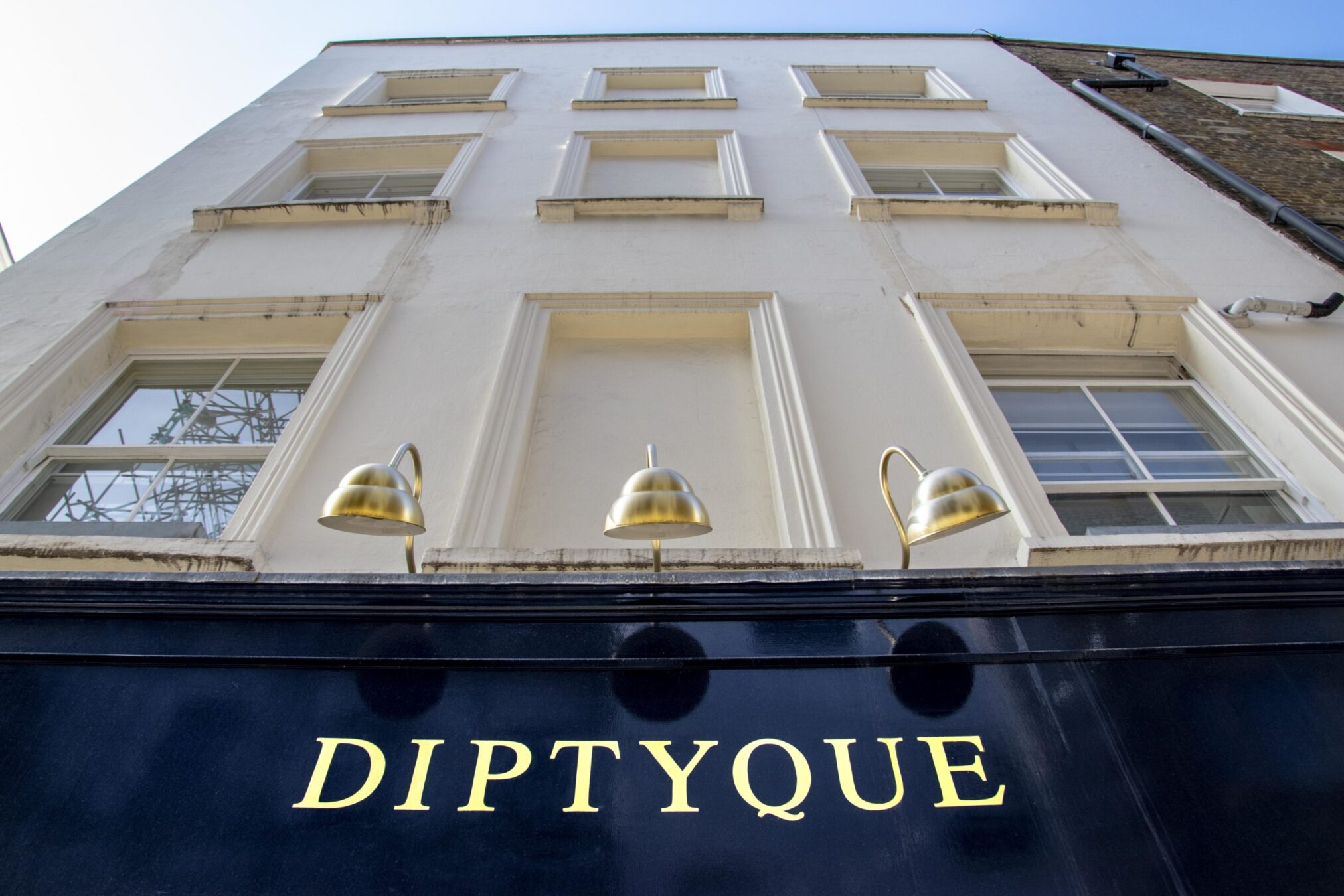 Gold leaf sign painter, signwriter, London sign writer, Lettering artist, Brand design, Typographic designer, Font design, Gotham, House Industries, Hand painted, IOAFS, bespoke signs, Joby Carter, Seraina Baumgartner, Signwriters London, Nick Garrett Signwriting London, Painted house numbers, House numbers, Glass gold, Glass gilding, Gold leaf, Signwriters London, NGS Signwriting London, Signwriting courses London, Signwriting classes, Signwriting near me Margate Kent, Shop Signs, Shop Signs,cafe Signs, pub Signs, hand painted lettering Numerals, Signwriting Jack, custom-logo,