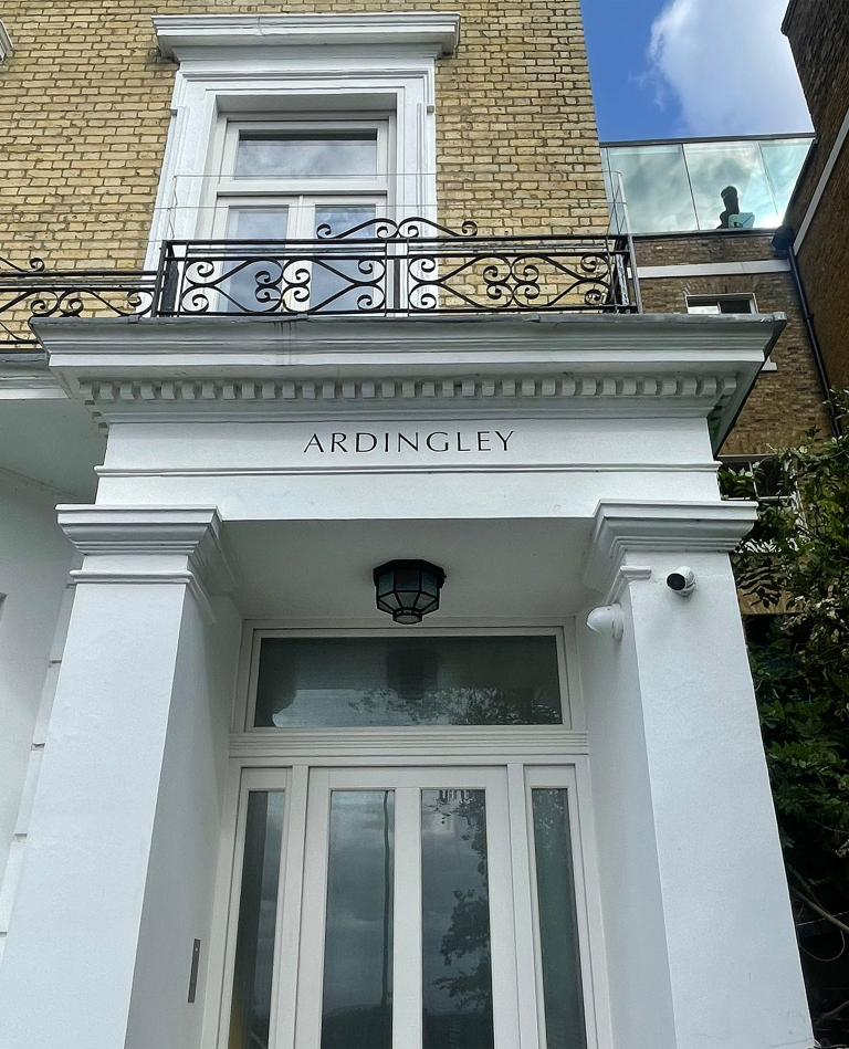 House numbers and Names painted by hand, brushed sign writing, Richmond, Mayfair or Poplar.