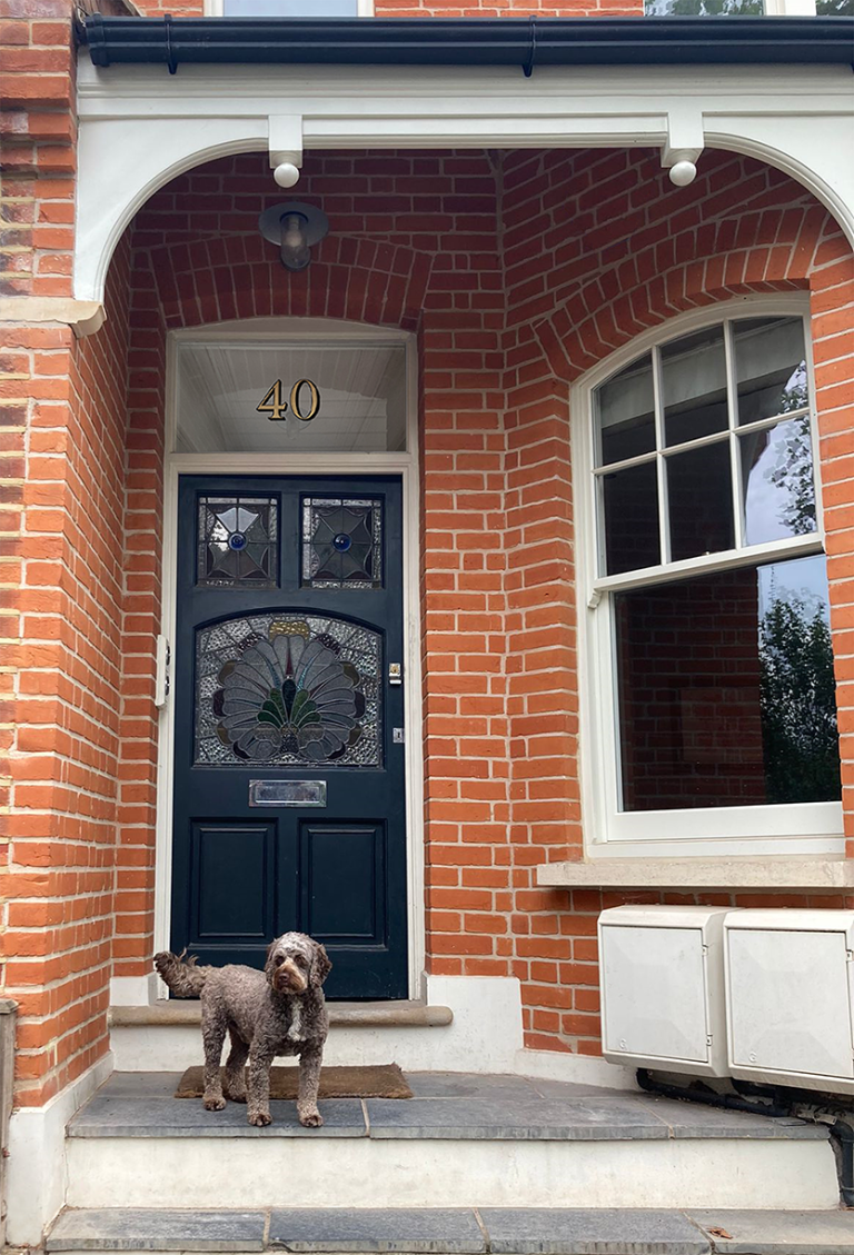 NGS Gold Leaf transoms, Fanlight Numbers. Painted House numbers Crouch End, Dulwich, Chelsea, Notting Hill, names Traditional sign writers of London NGS Dulwich Margate Chelsea signwriters