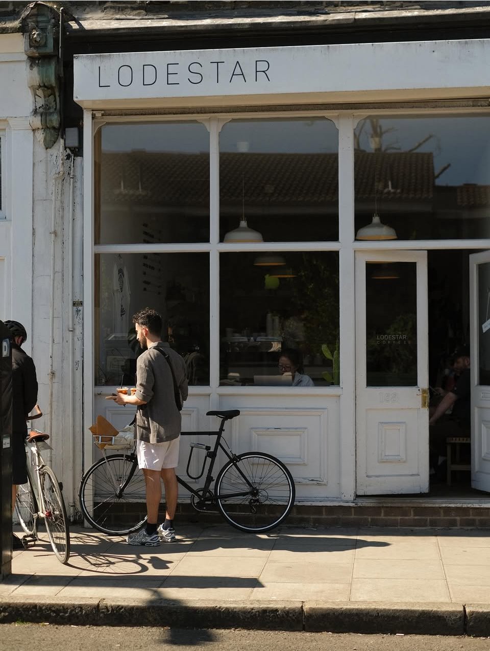 London sign painter Nick Garrett