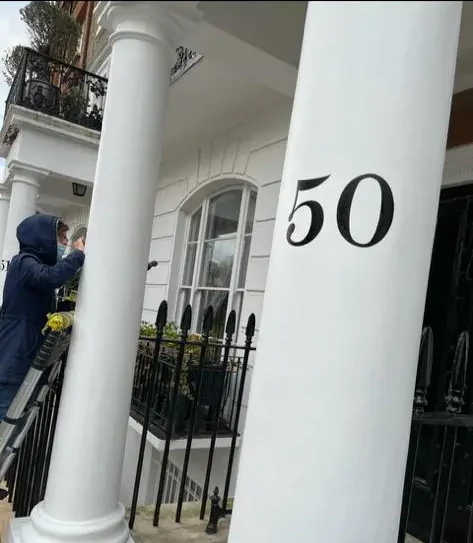 Belgravia-mansion-house-pillar-number-50-hand-painted-NGS | NGS Sign lettering & writing. London House number signwriters NGS, London Pillar signs, Traditional Sign Writer London, Columns NGS Signwriters London, Sign writing