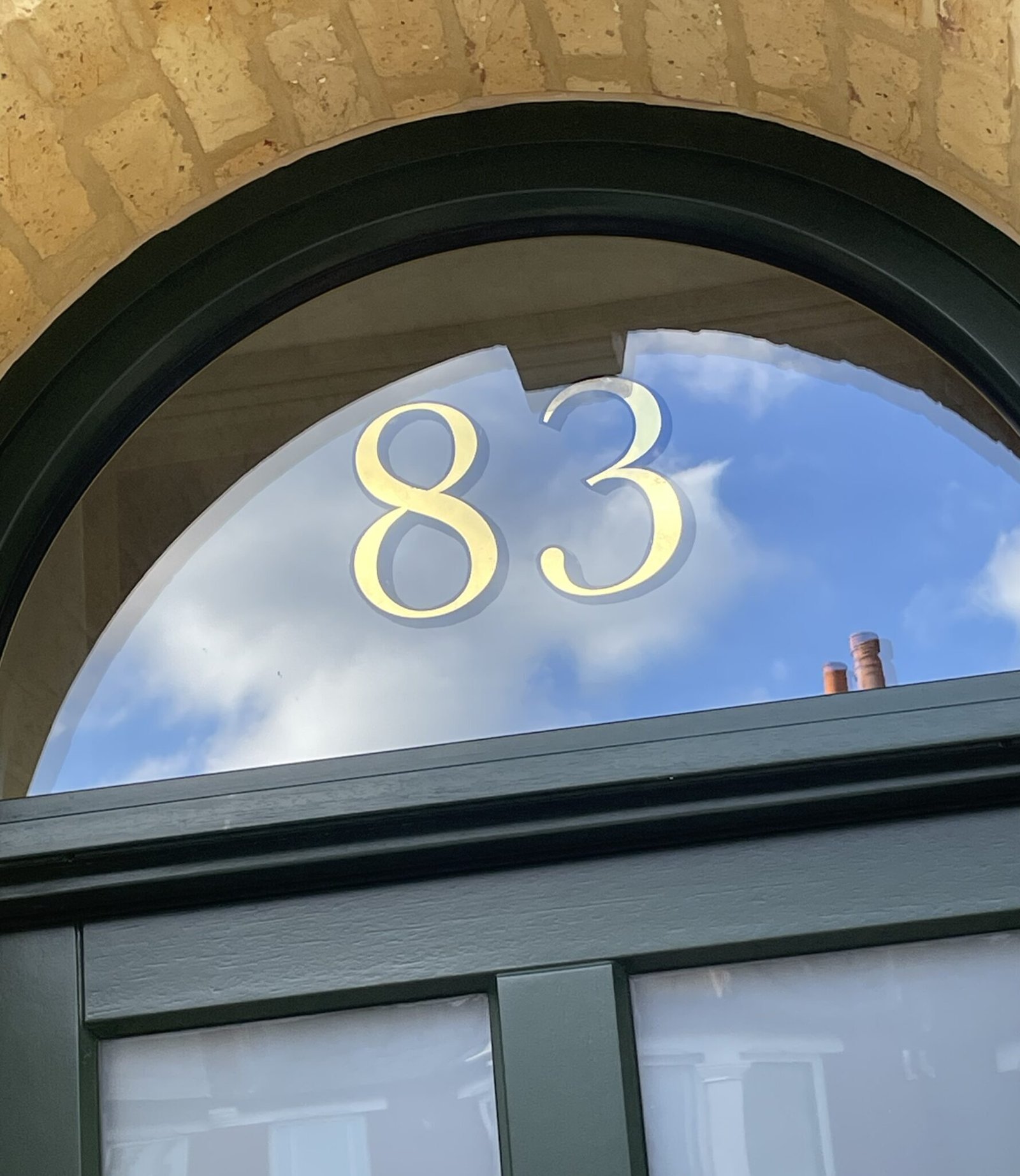 Gold Fanlight, transom numbers, House numbers painted by hand on Fanlights NGS London
