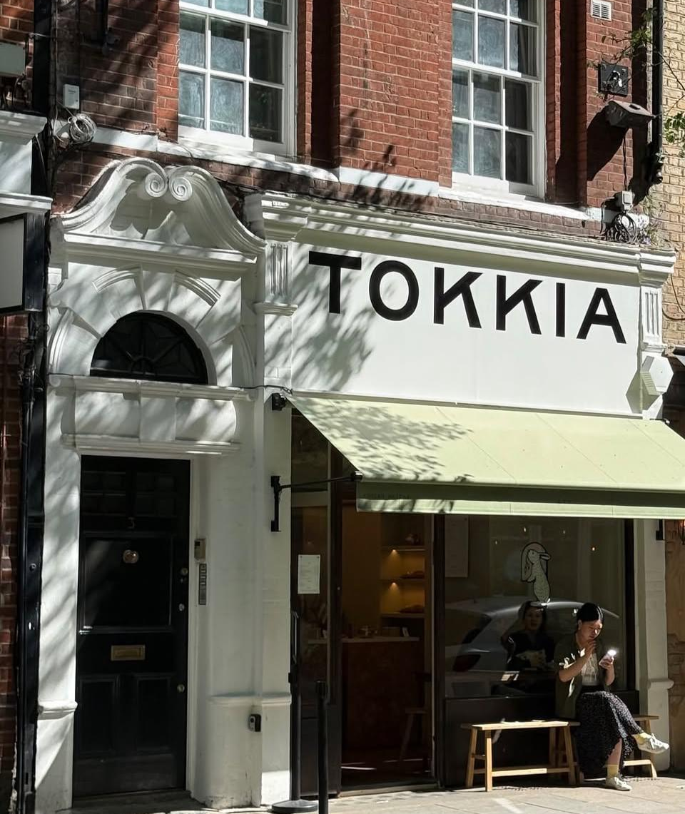 Tokkia new Covent Garden Matcha hub, NGS sign writers Gilders.