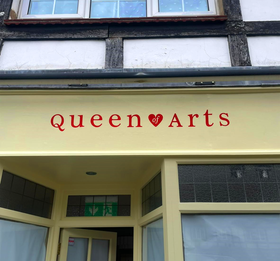 Queen of Arts, gallery Sign Painter NGS London, Sign Painter NGS London | NGS Sign lettering & writing. Brand sign create with NGS. Working Together. . Queen of Arts, gallery Sign Painter NGS London, Sign Painter NGS London